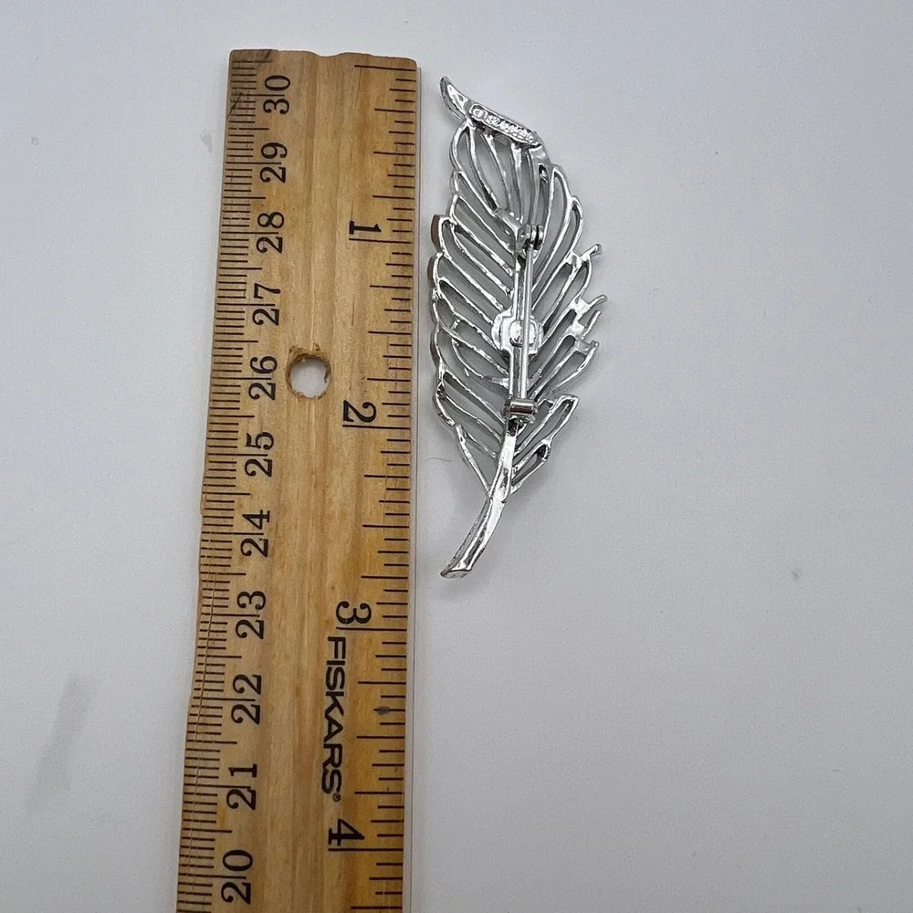 Vintage Gerrys Brooch Lot 3pc Gold‎ Silver Tone Feather Leaf Pearl Bow Pins